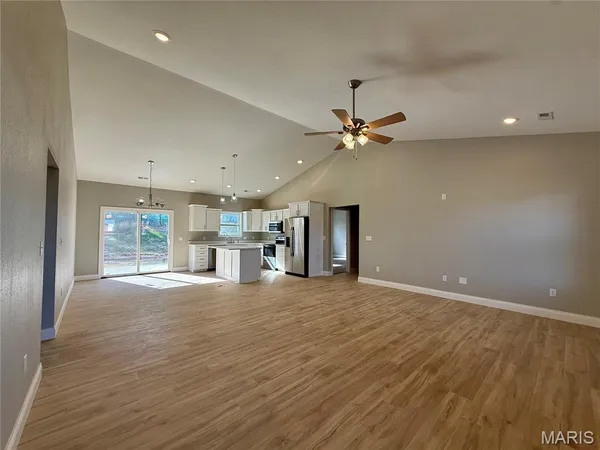 $279,900 | 317 Kearbey Drive, Poplar Bluff, MO 63901