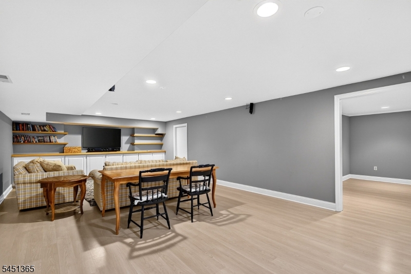 26 Stonefence Road Bernardsville, NJ 07924 - Photo 35 of 48 Gallery Image 35