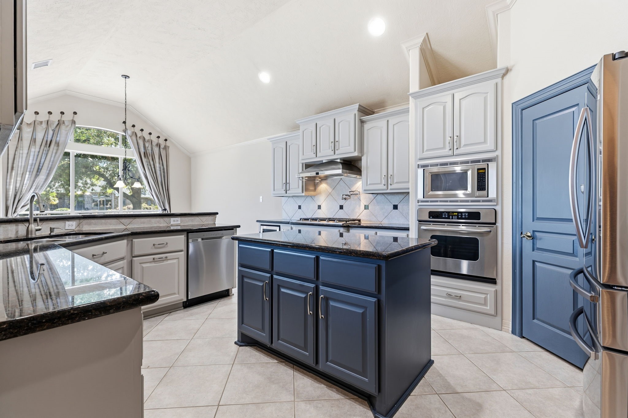 8411 Middle Canyon Road Katy, TX 77494 - Photo 26 of 50