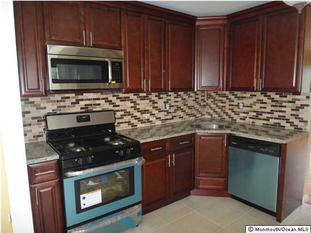 56 Ashley Road Edison, NJ 08817 - Photo 5 of 12 Additional Photo