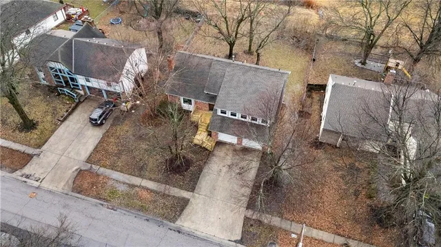 $375,000 | 322 North Cherry Street, Gardner, KS 66030