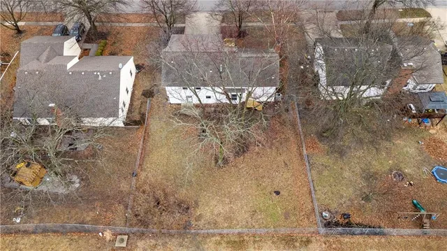 $375,000 | 322 North Cherry Street, Gardner, KS 66030