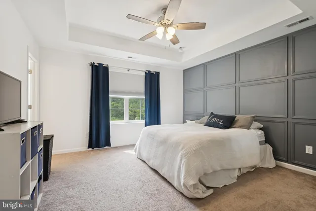 a view of a walk in closet