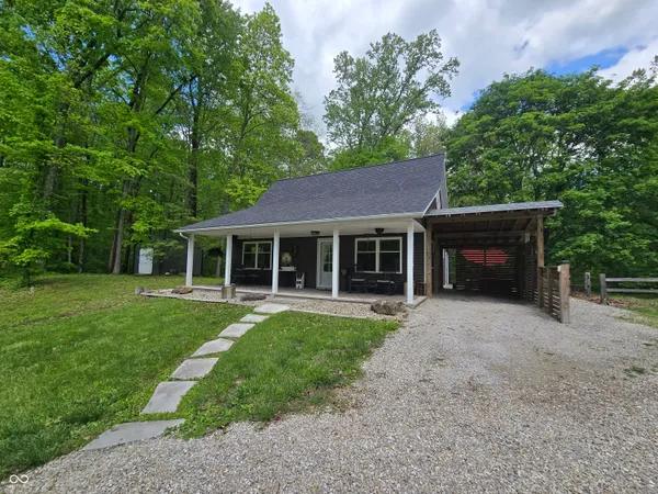 $299,000 | 313 Concord Road, Spencer, IN 47460