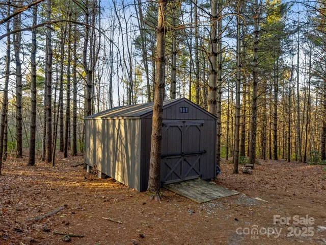 a view of outdoor space