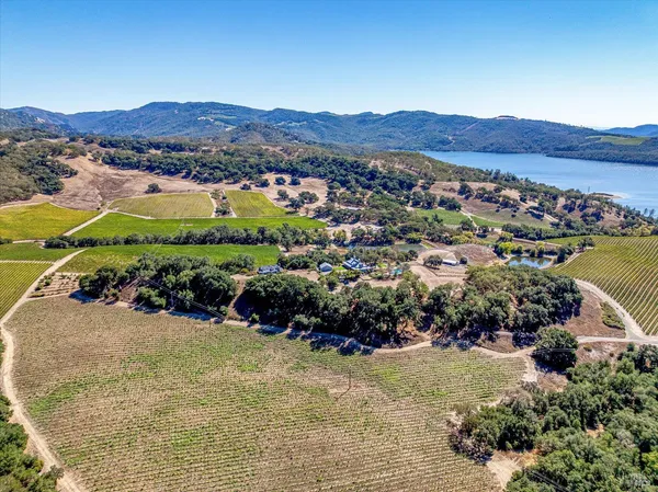 $3,850,000 | 1740 Conn Valley Road, St. Helena, CA 94574