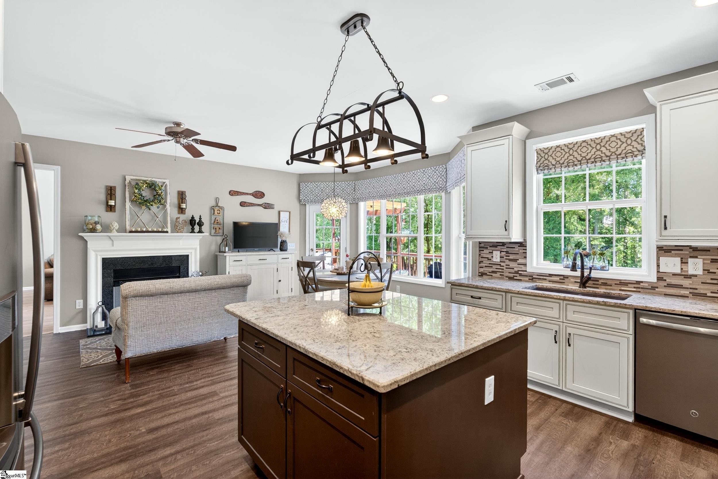 417 Summergreen Way Greenville, SC 29607 - Photo 18 of 50