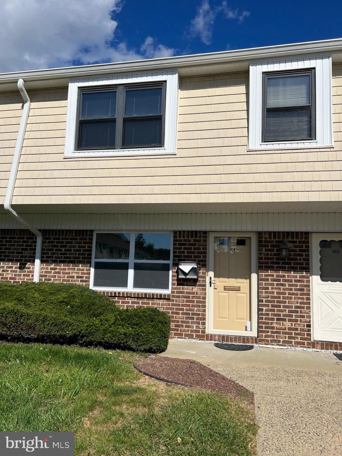 1414 Silver Court Hamilton, NJ 08690 - Photo 1 of 8