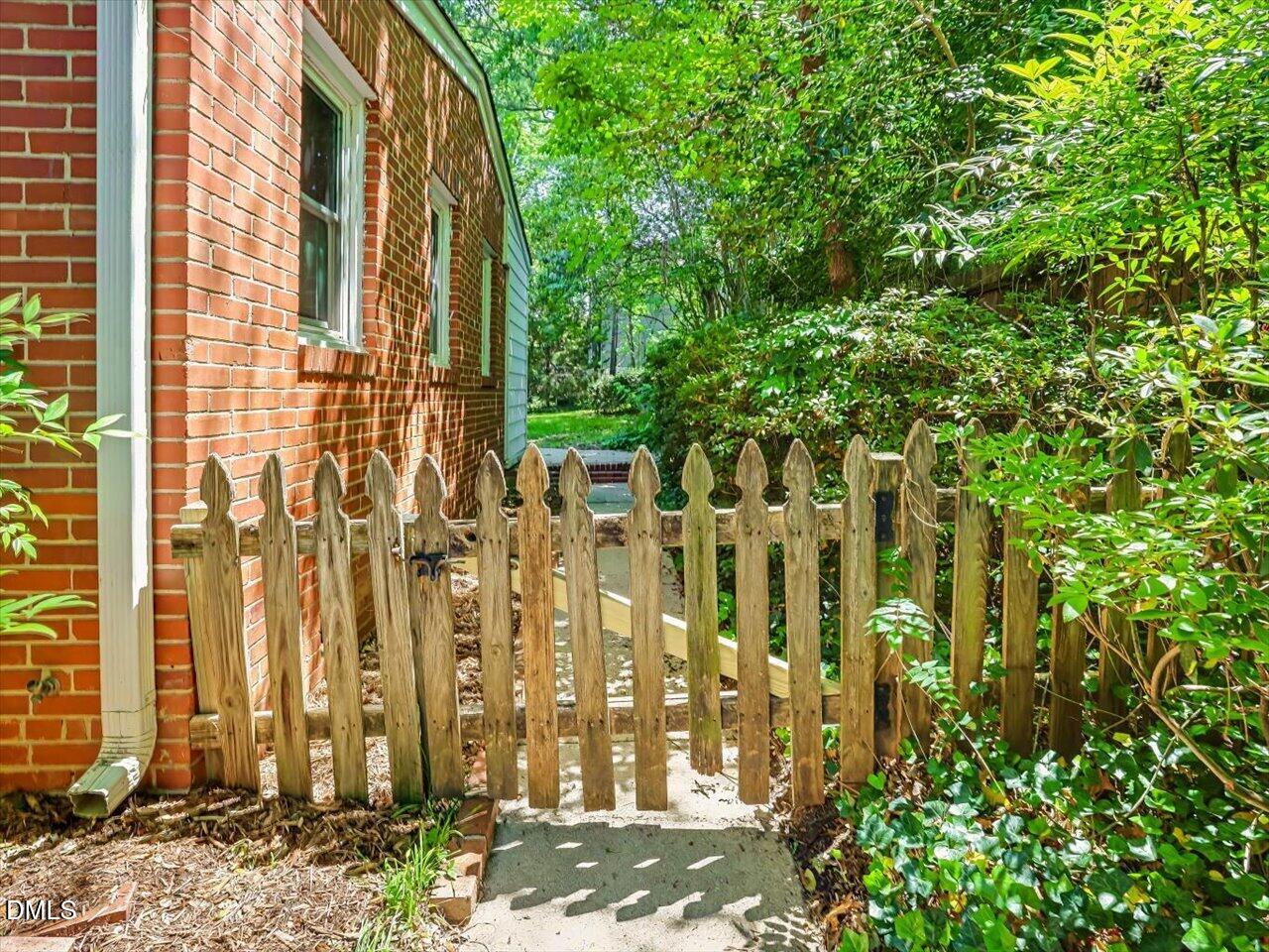 1428 Dixie Trail Raleigh, NC 27607 - Photo 75 of 82 78-Gate