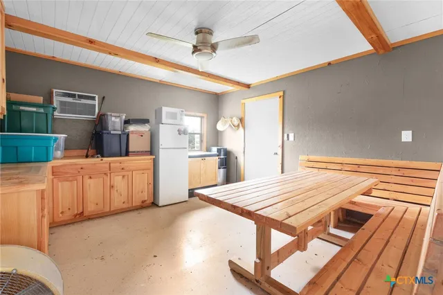 a view of a storage & utility room