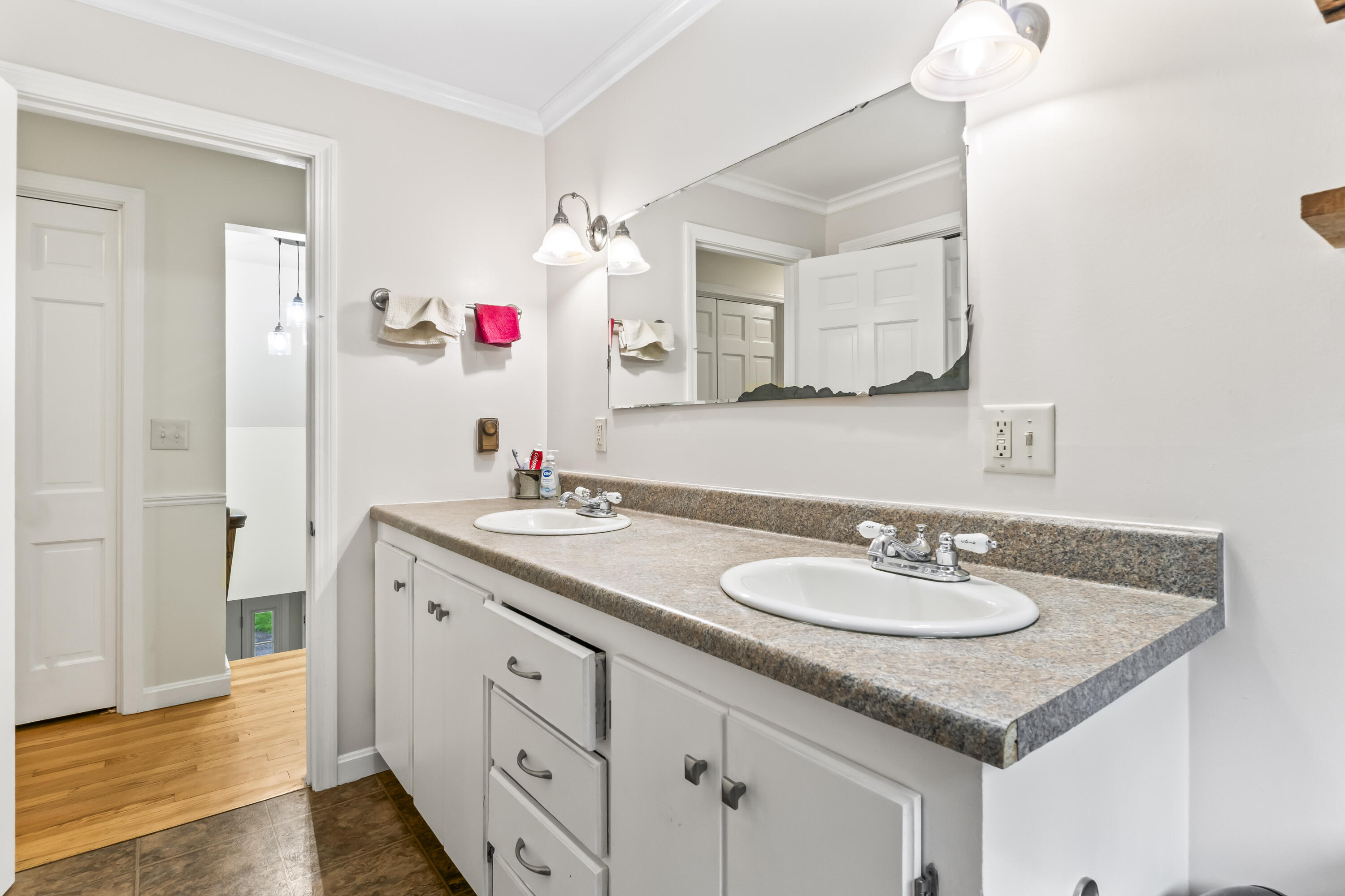 1097 South Waterboro Road Lyman, ME 04002 - Photo 36 of 93 1097 S Waterboro Rd_136