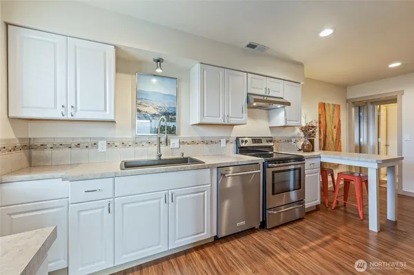 $1,175,000 | 521 23rd Street Northeast, East Wenatchee, WA 98802