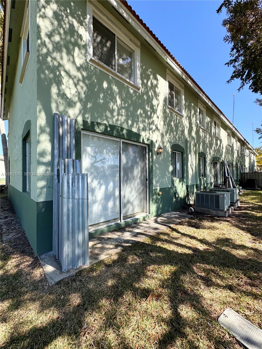 2732 Southeast 15th Place, Unit 142 Homestead, FL 33035 - Photo 20 of 20 a view of street along with house