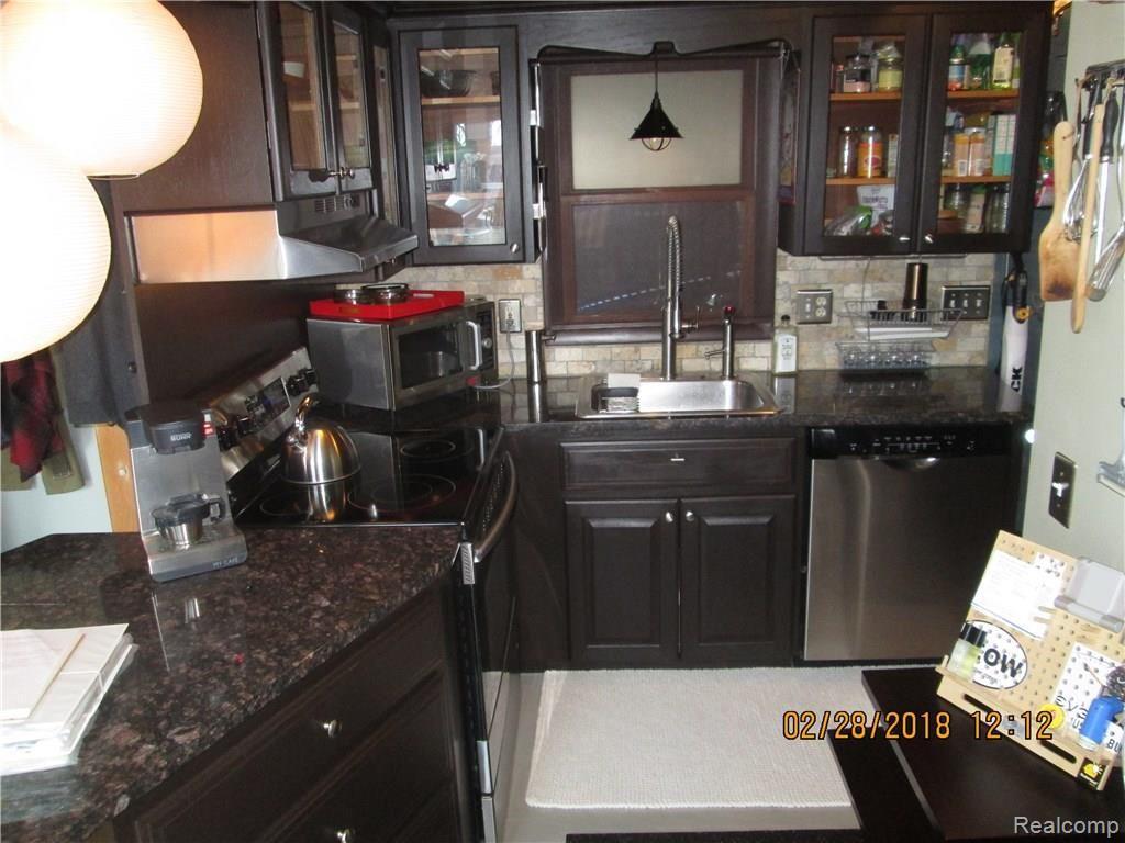 3969 North River Road Fort Gratiot, MI 48059 - Photo 33 of 57 IMG_3302.JPG