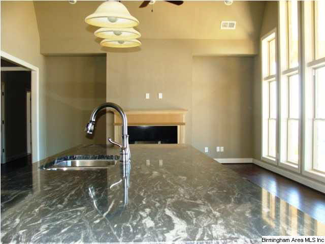 312 Oxford Way Pelham, AL 35124 - Photo 8 of 13