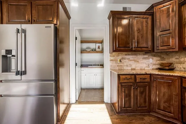 $485,000 | 16109 East 76th Street, Kansas City, MO 64139