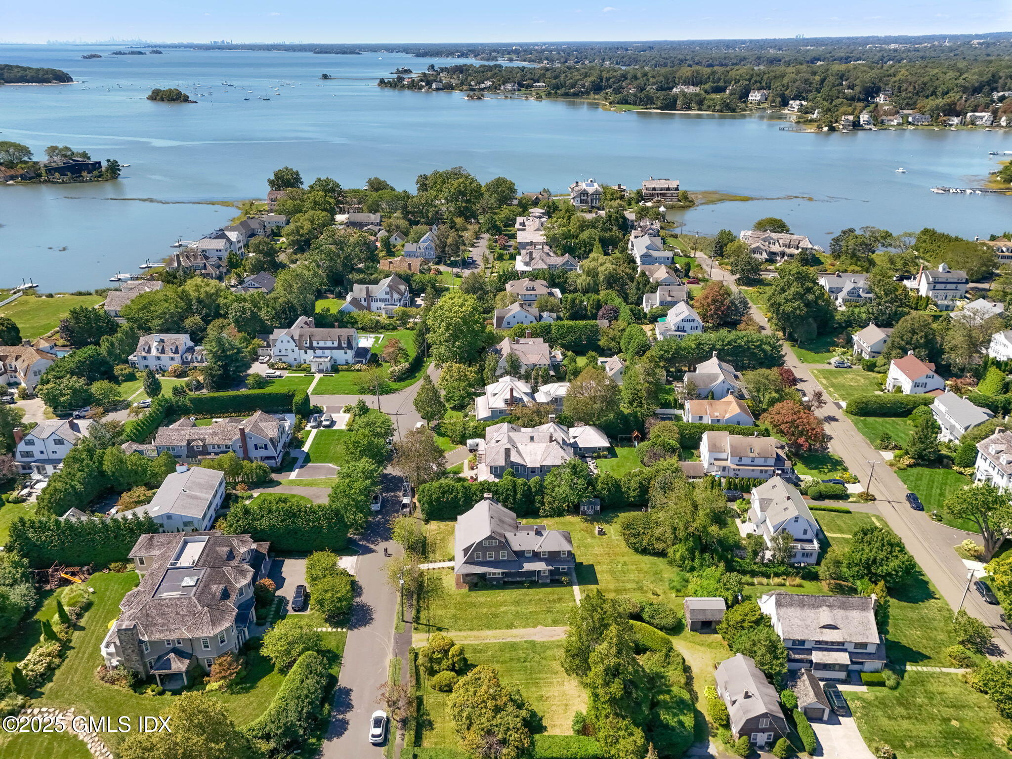 17 Keofferam Road Old Greenwich, CT 06870 - Photo 11 of 14 Aerial