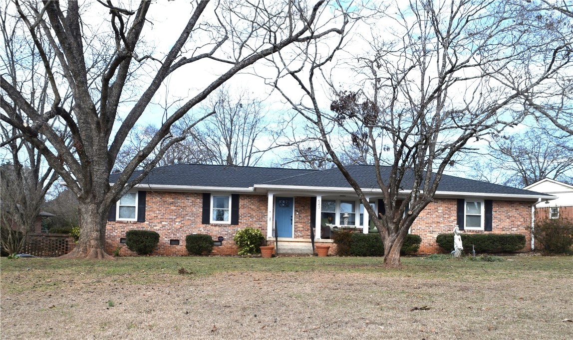 543 Drayton Circle Anderson, SC 29621 - Photo 1 of 35 Welcome to 543 Drayton Circle!
