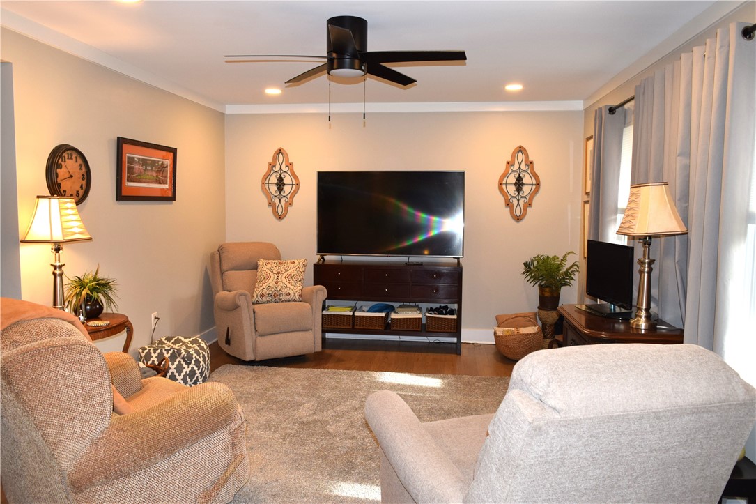543 Drayton Circle Anderson, SC 29621 - Photo 3 of 35 Gallery Image 3
