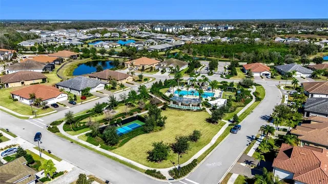 $399,999 | 2712 Starwood Court, Bradenton, FL 34211