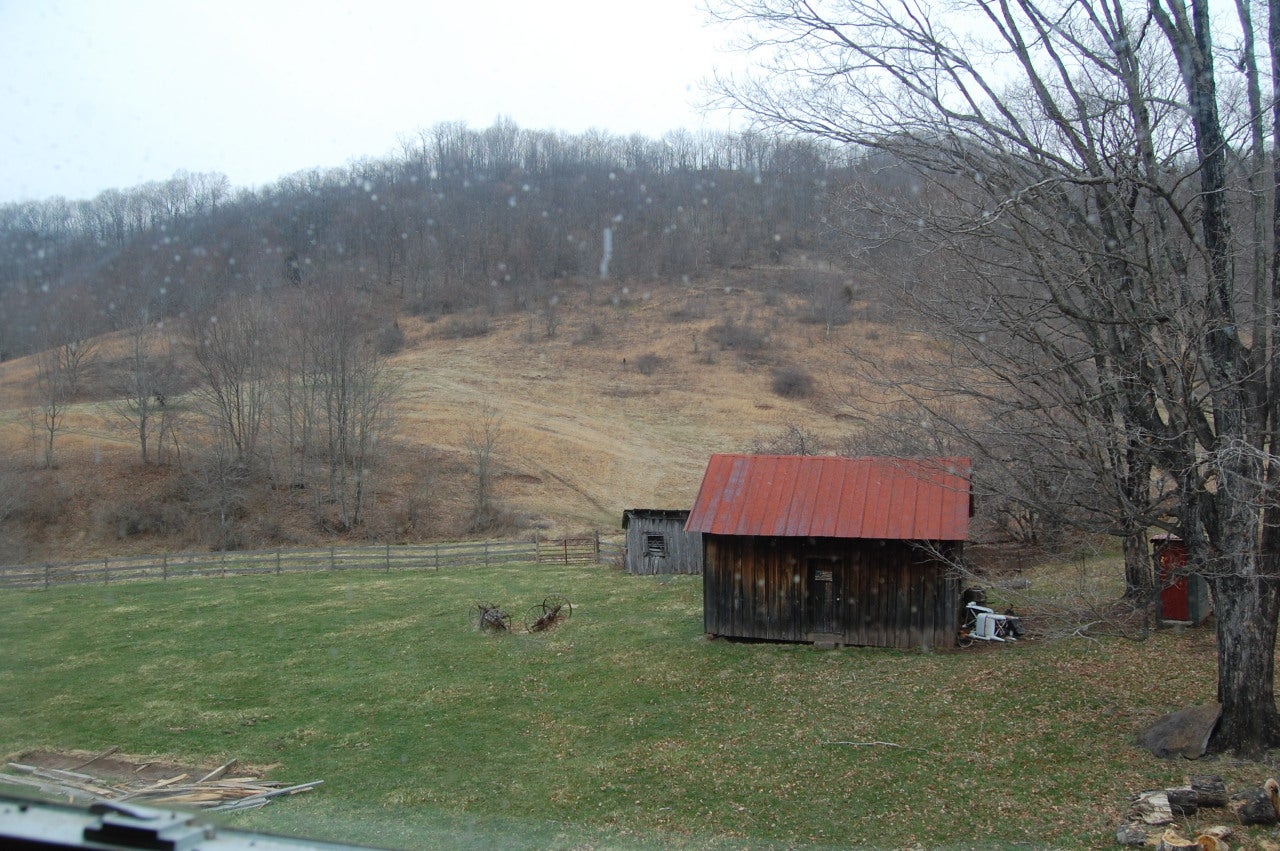 325 Sassafras Road Alderson, WV 24910 - Photo 9 of 21 Gallery Image 9