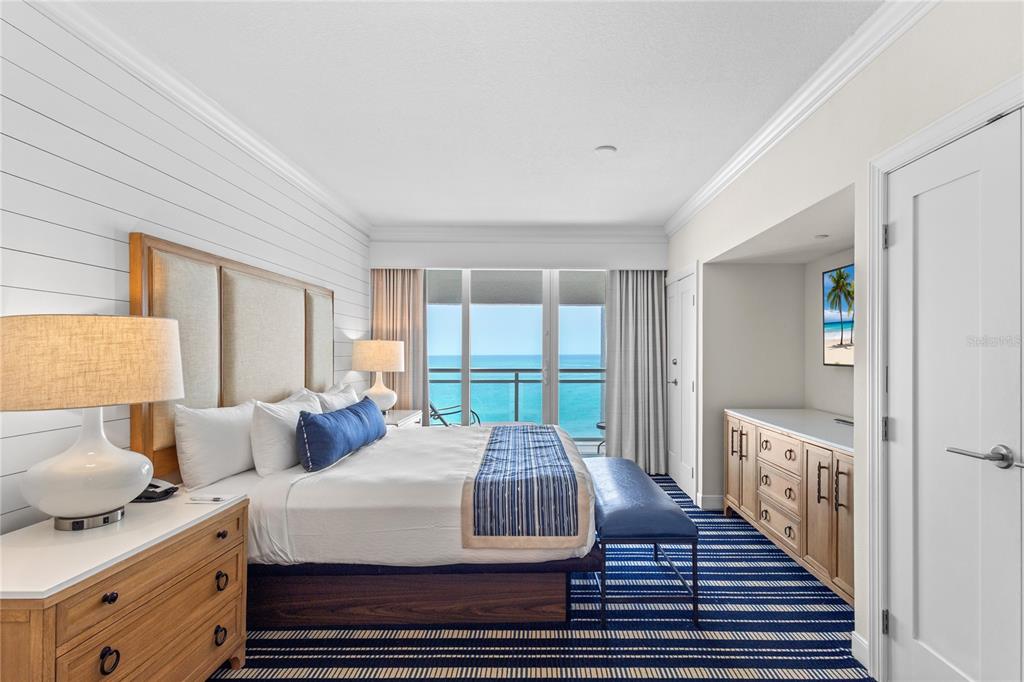 230 Sands Point Road, Unit 3703 Longboat Key, FL 34228 - Photo 19 of 40