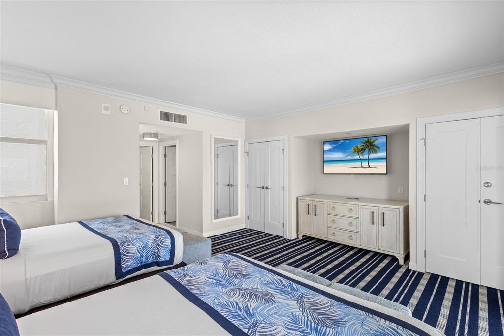 230 Sands Point Road, Unit 3703 Longboat Key, FL 34228 - Photo 28 of 40