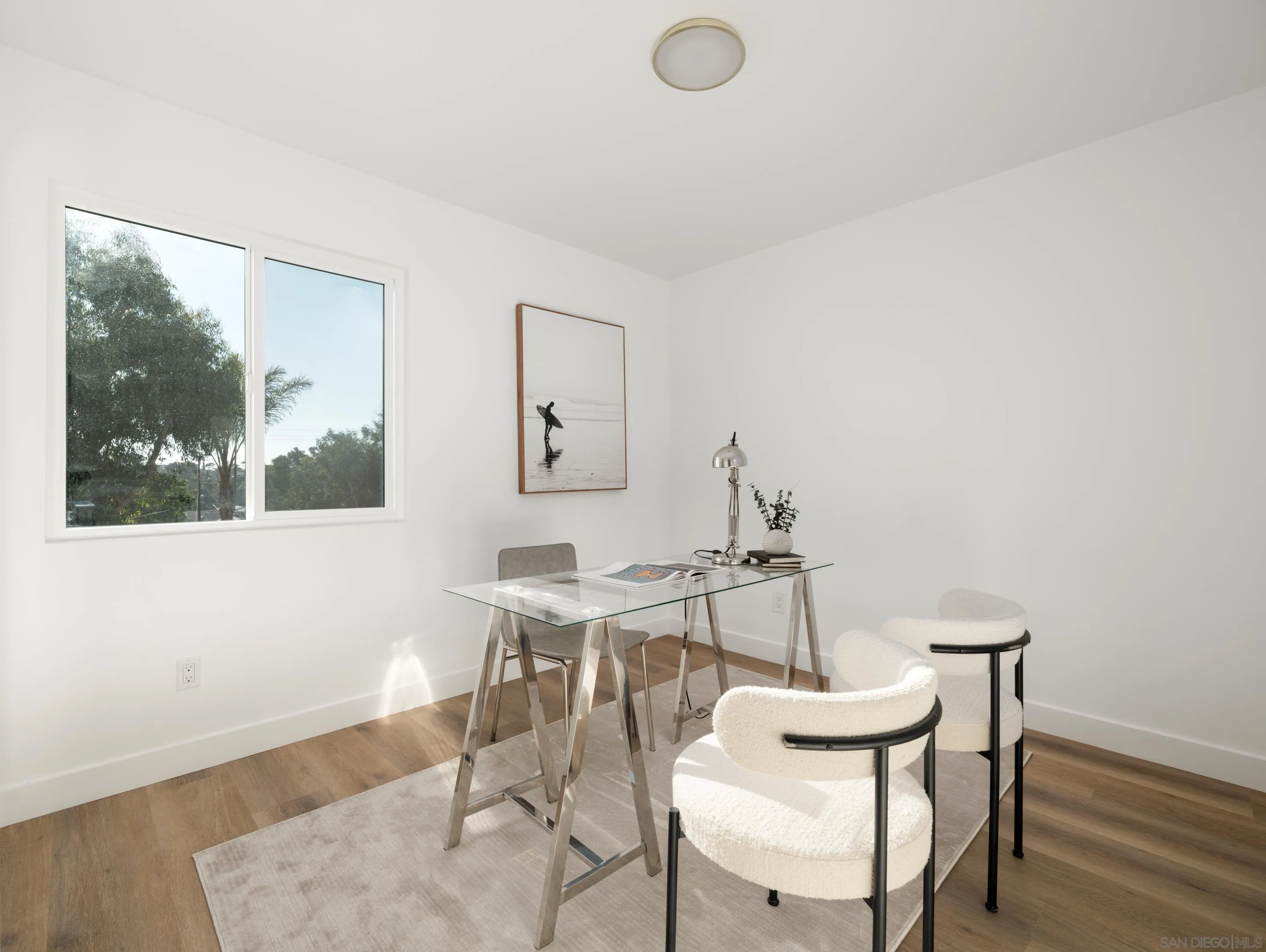 1868 Pariva Drive Cardiff, CA 92007 - Photo 20 of 30 a view of a dining room with furniture and window