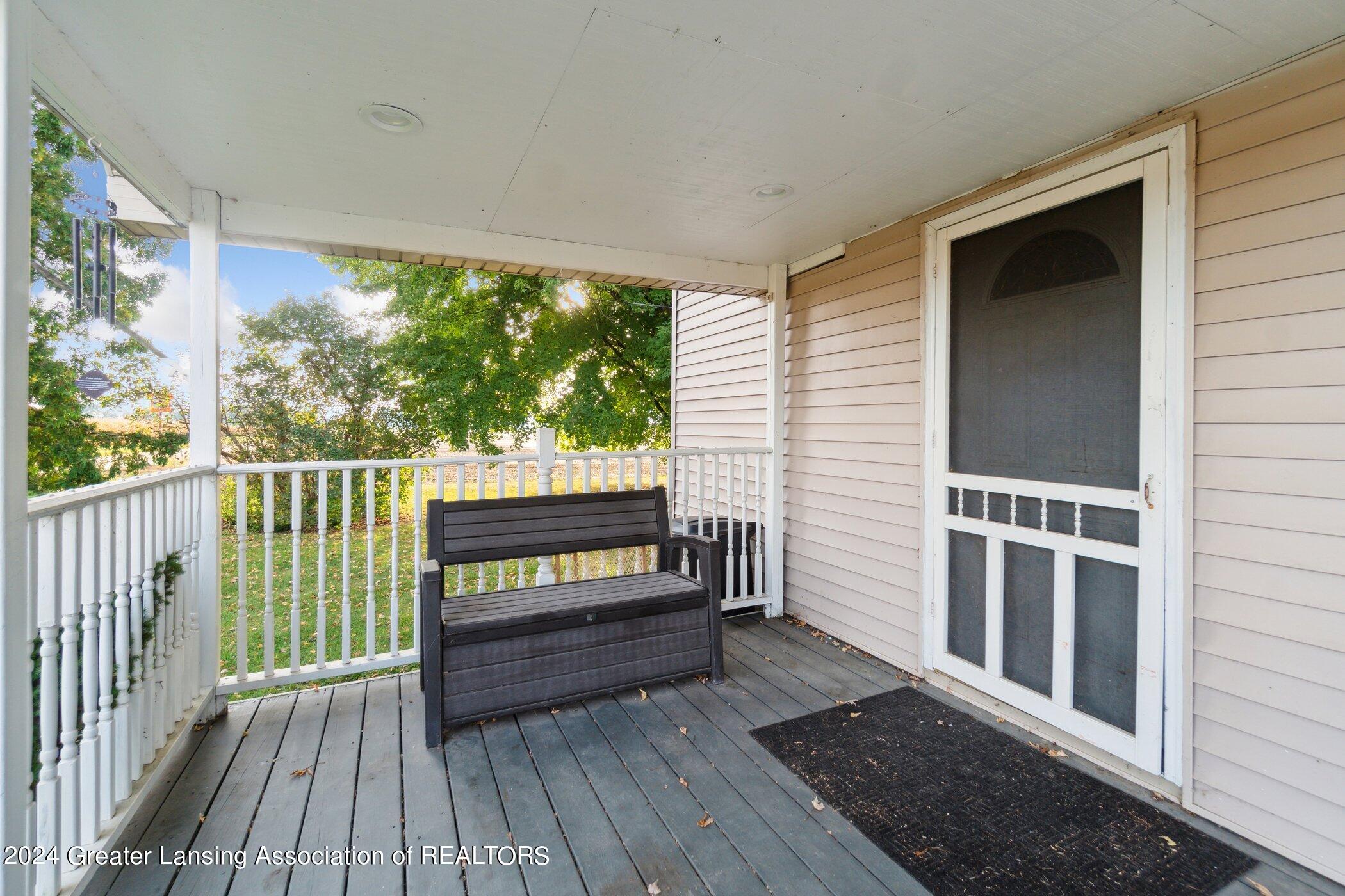 2486 East Hayes Road Ithaca, MI 48847 - Photo 30 of 30 2486-E-Hayes-Rd-Ithaca-MI-48847-WindowSt