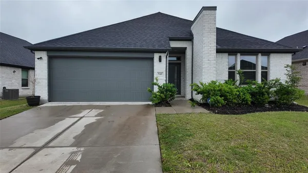 $359,000 | 542 Chase Creek Drive, Lavon, TX 75166