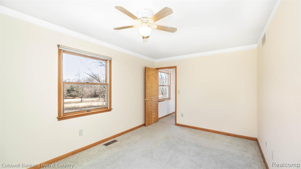 5427 Oak Grove Road Howell, MI 48855 - Photo 37 of 63 Gallery Image 37