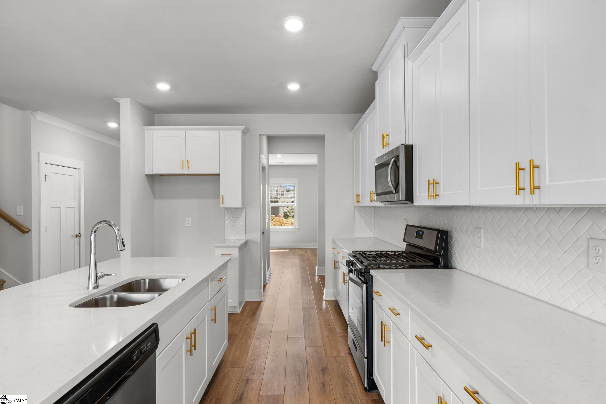 30 Shorncliffe Road Simpsonville, SC 29680 - Photo 11 of 47