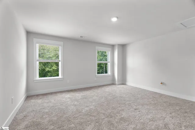 $429,000 | 30 Shorncliffe Road, Simpsonville, SC 29680