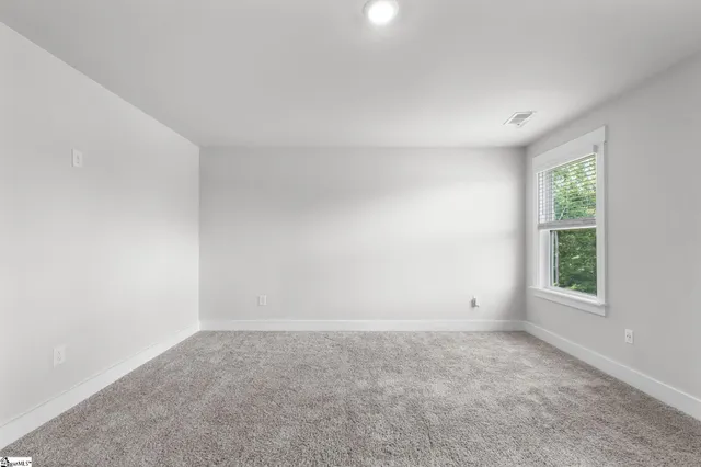 $429,000 | 30 Shorncliffe Road, Simpsonville, SC 29680