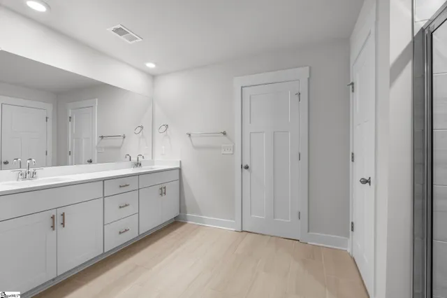 $429,000 | 30 Shorncliffe Road, Simpsonville, SC 29680