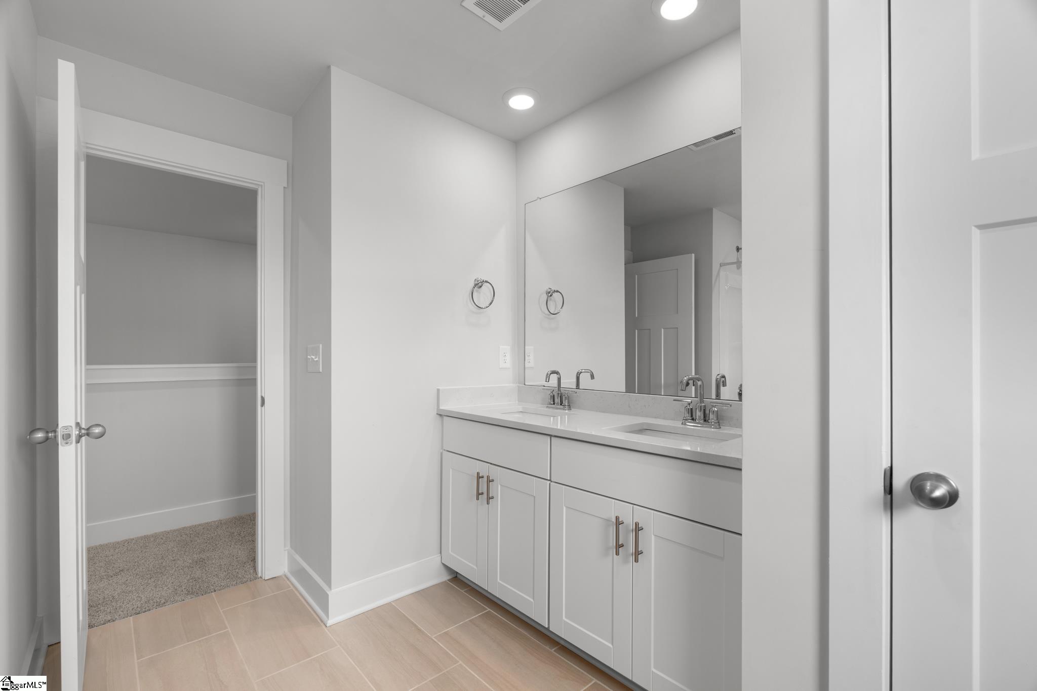 30 Shorncliffe Road Simpsonville, SC 29680 - Photo 36 of 47