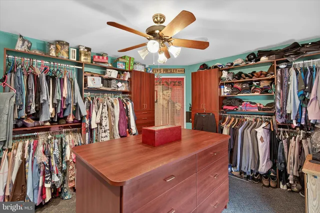 $1,150,000 | 7 Woods Way, Wyomissing, PA 19610