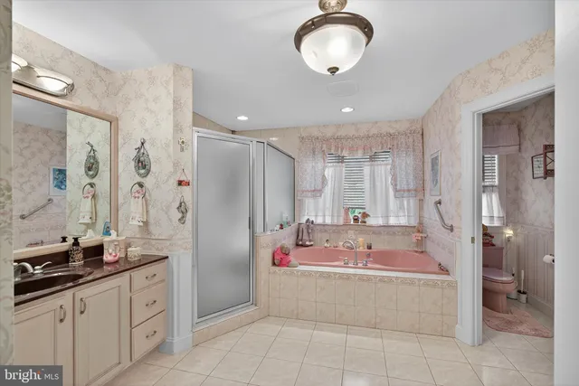 $1,150,000 | 7 Woods Way, Wyomissing, PA 19610