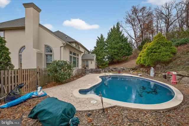 $1,150,000 | 7 Woods Way, Wyomissing, PA 19610