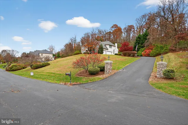 $1,150,000 | 7 Woods Way, Wyomissing, PA 19610