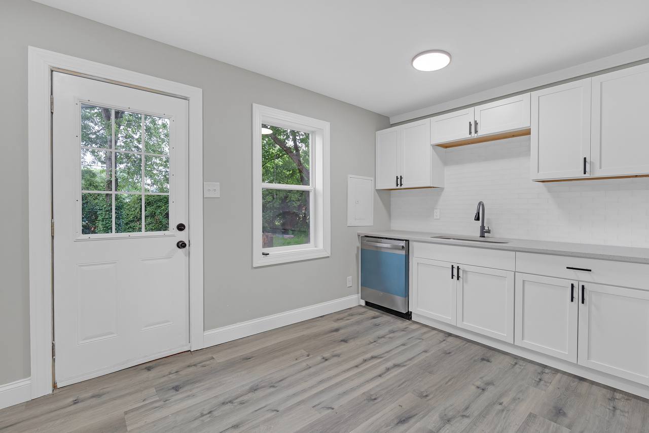 307 Louis Road Joliet, IL 60433 - Photo 12 of 20
