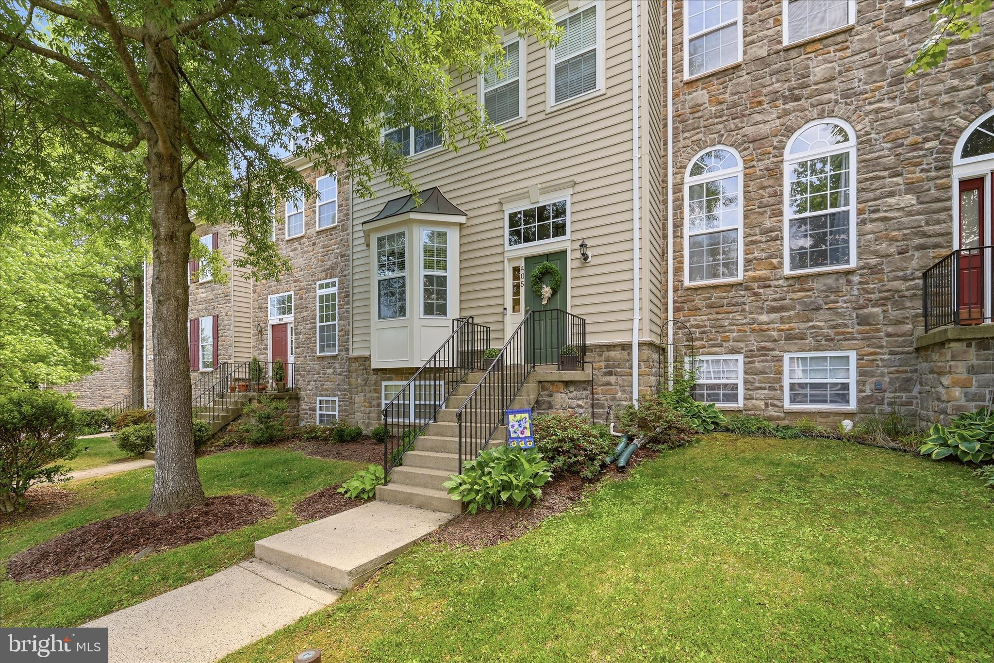 405 Leeds Ridge Court Purcellville, VA 20132 - Photo 3 of 64 Front Exterior