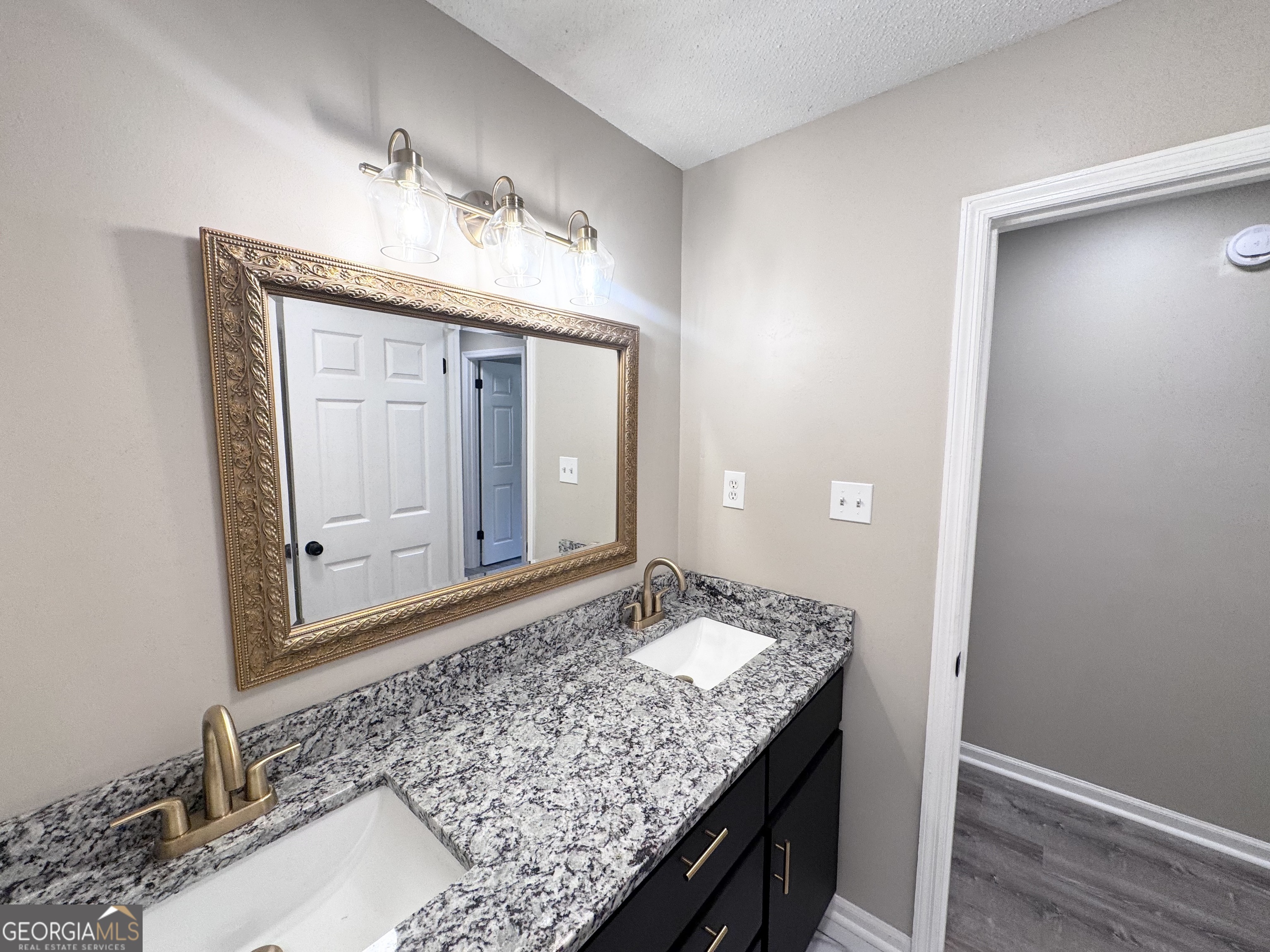 304 Pinewood Drive Dublin, GA 31021 - Photo 27 of 39