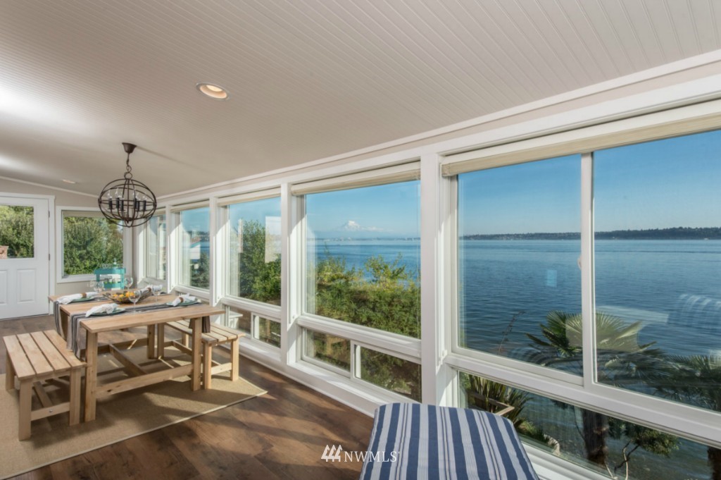 13009 Southwest Bachelor Road Vashon, WA 98070 - Photo 11 of 25 Gallery Image 11