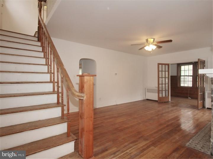 1094 Lawrence Road Lawrenceville, NJ 08648 - Photo 4 of 15