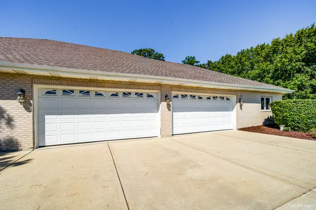 $2,199,000 | 13100 Fox Lane, Lemont, IL 60439