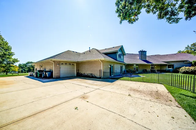 $2,199,000 | 13100 Fox Lane, Lemont, IL 60439