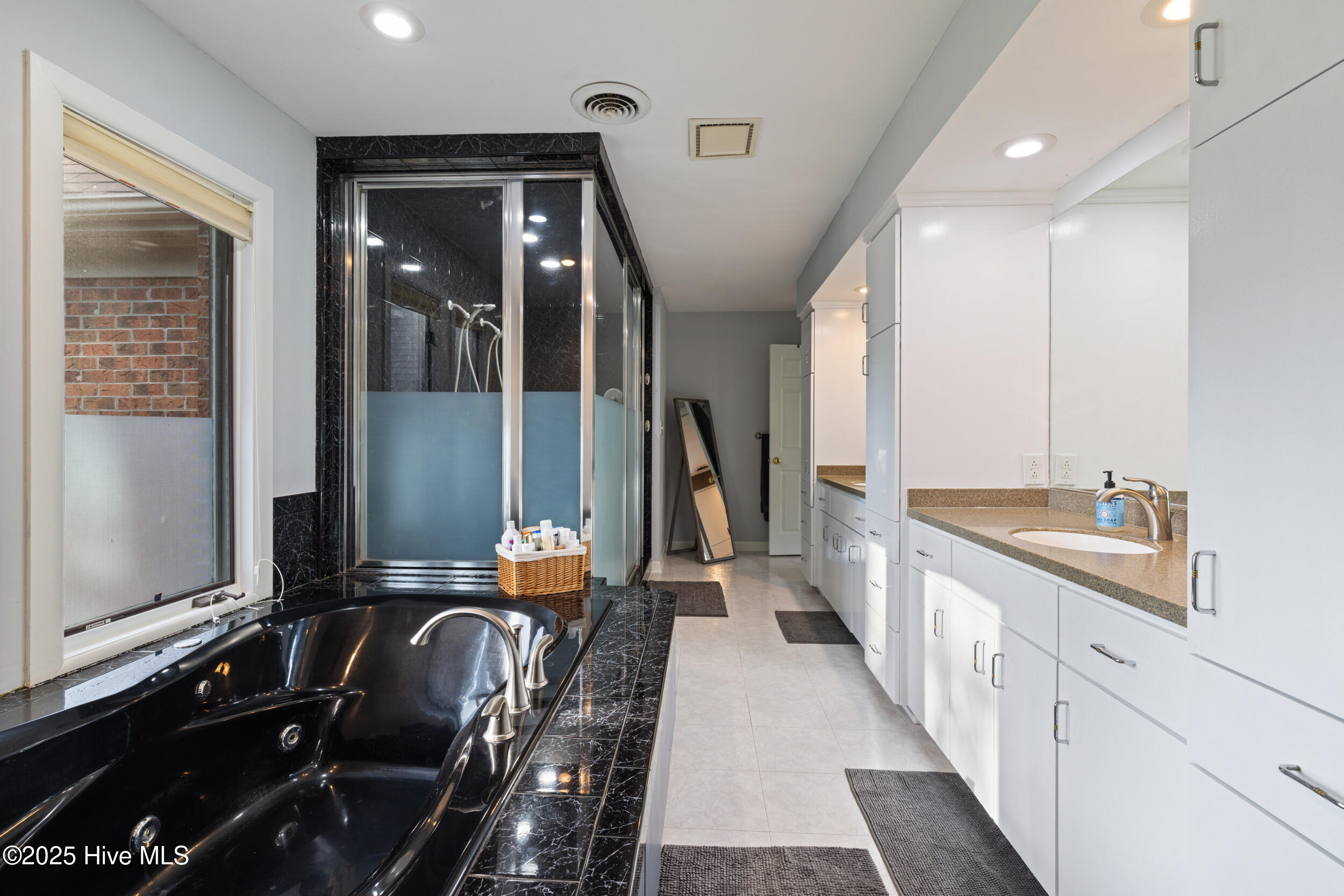 145 Meadowlark Road Goldsboro, NC 27534 - Photo 47 of 74 Primary en Suite --- SWEET SPACE!!!