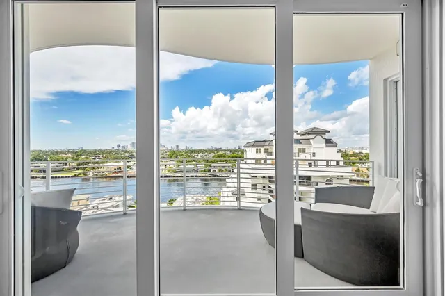 $11,000 | 612 Bayshore Drive, Unit 802, Fort Lauderdale, FL 33304