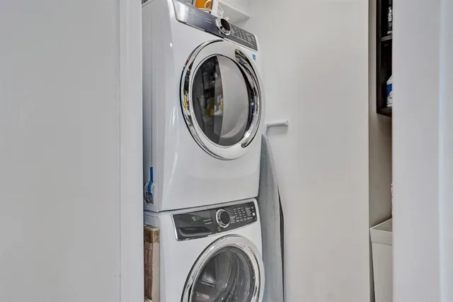 $11,000 | 612 Bayshore Drive, Unit 802, Fort Lauderdale, FL 33304